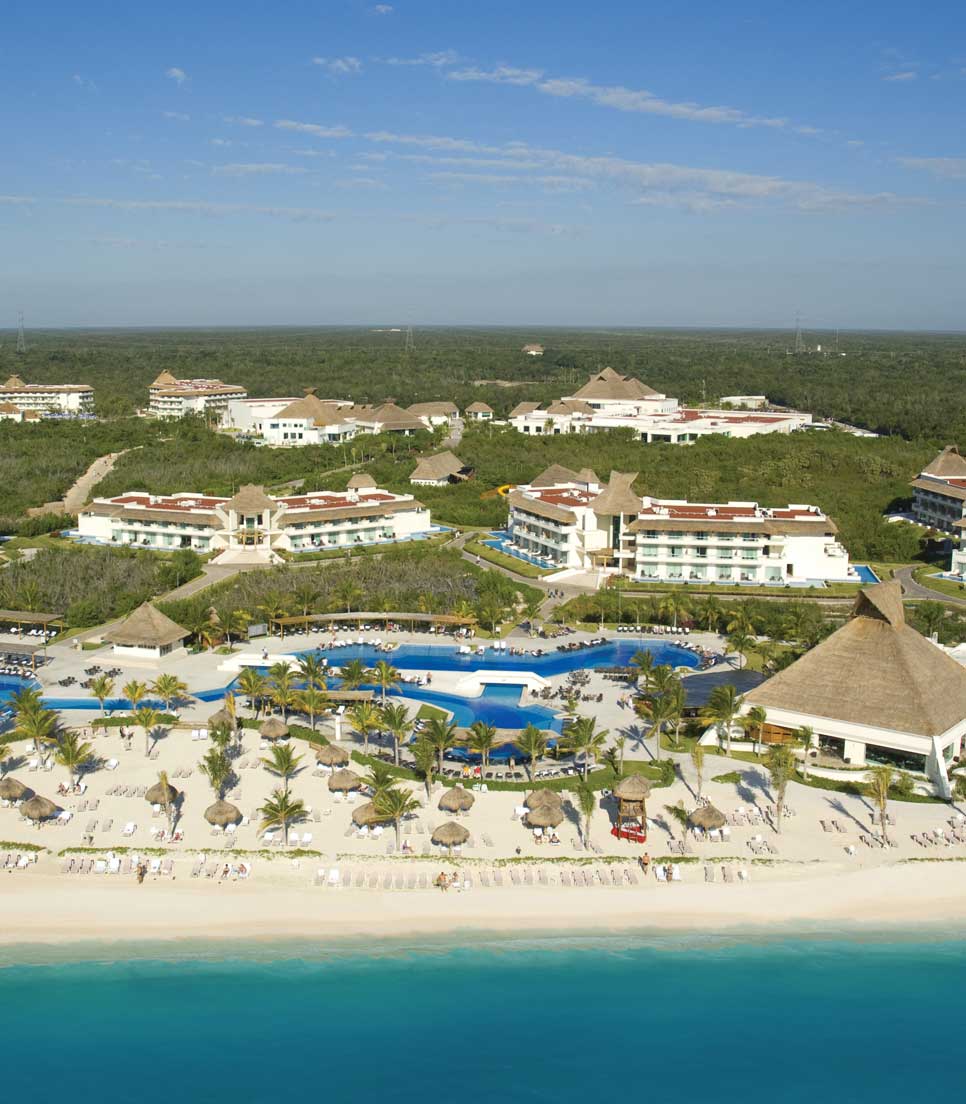 BlueBay Grand Esmeralda