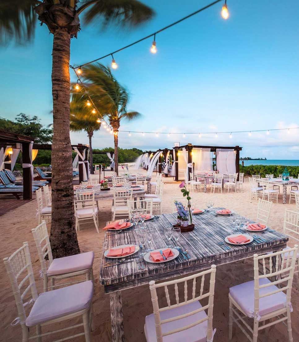 BlueBay Grand Esmeralda